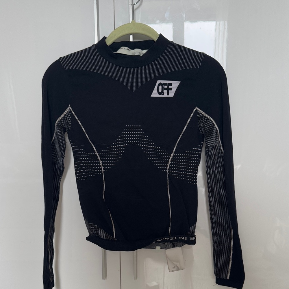 Off-White Black Top with White Logo female size M black white and gray